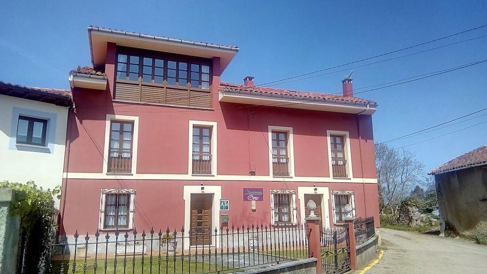 Apartamentos Rurales Ovio 라네스 외부 사진